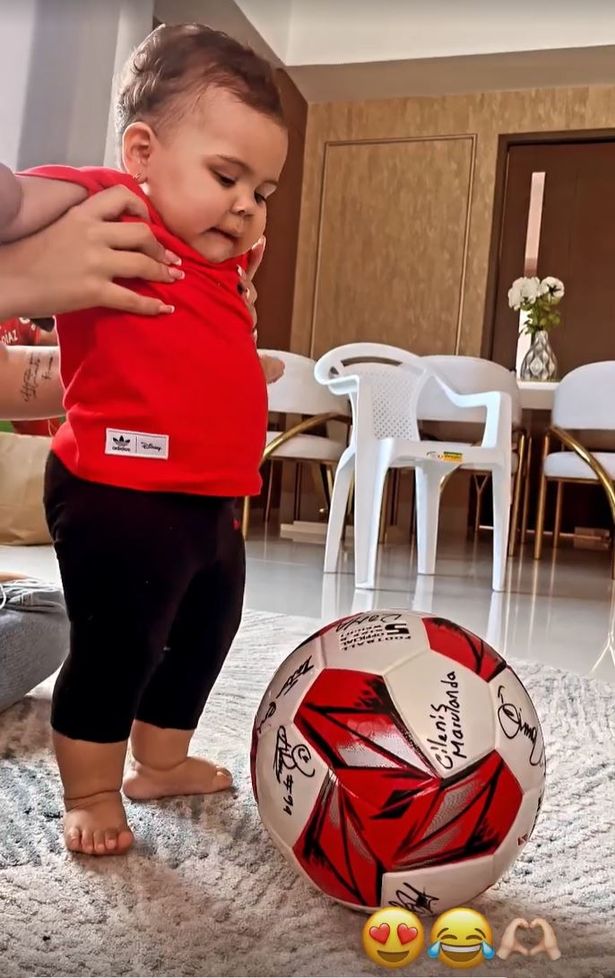 Gerae Ponce swooned as Roma showed off her football skills