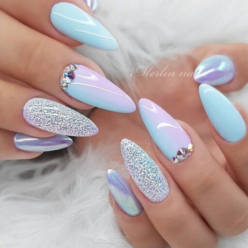 The best beach nails, tropical nails, mermaid nails, and ocean nails to copy